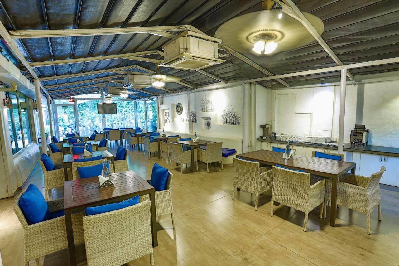 Hotel Zone Connect Calangute à Vieux-Goa Extérieur photo